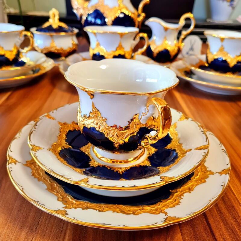 Meissen B-Shape Magnificent Porcelain Coffee Service for 6 People-