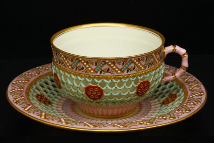 ロイヤルウースター　透かし技法（ピアス技法）のカップ&ソーサー『ジョージオーウェン作』