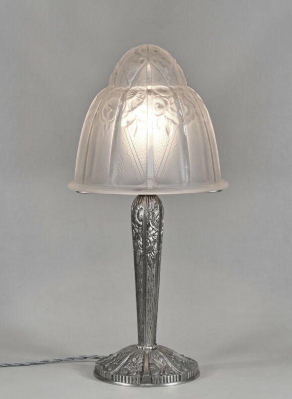 エティエ・ヴァンソン　非常に優れたフランス製アールデコランプ　1930年