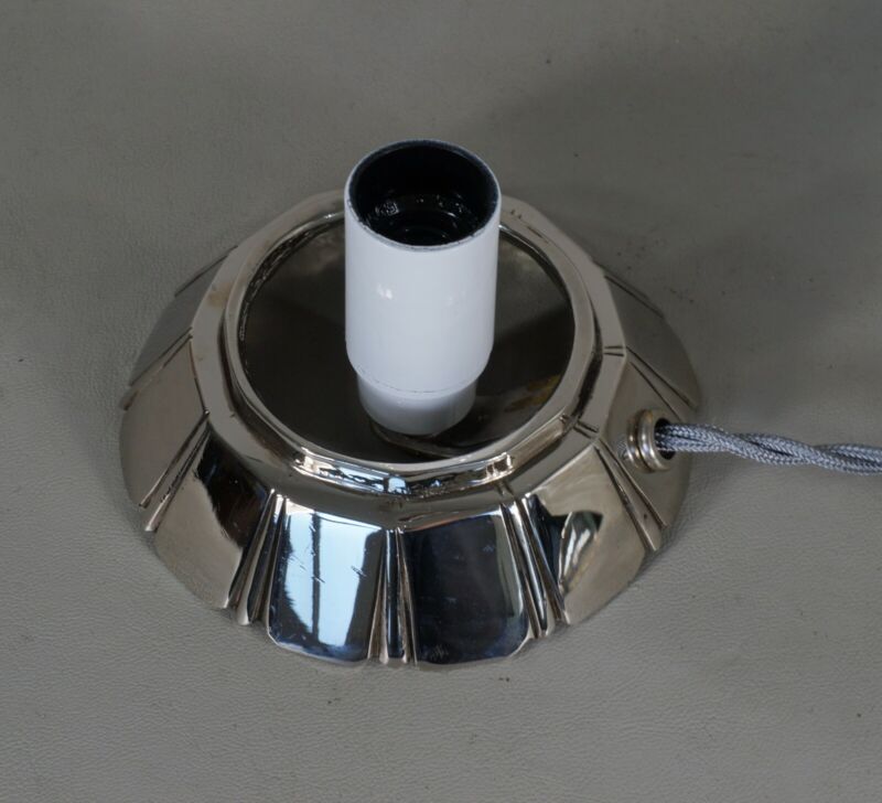 ハノッツ（HANOTS）アールデコ時代のテーブルランプ