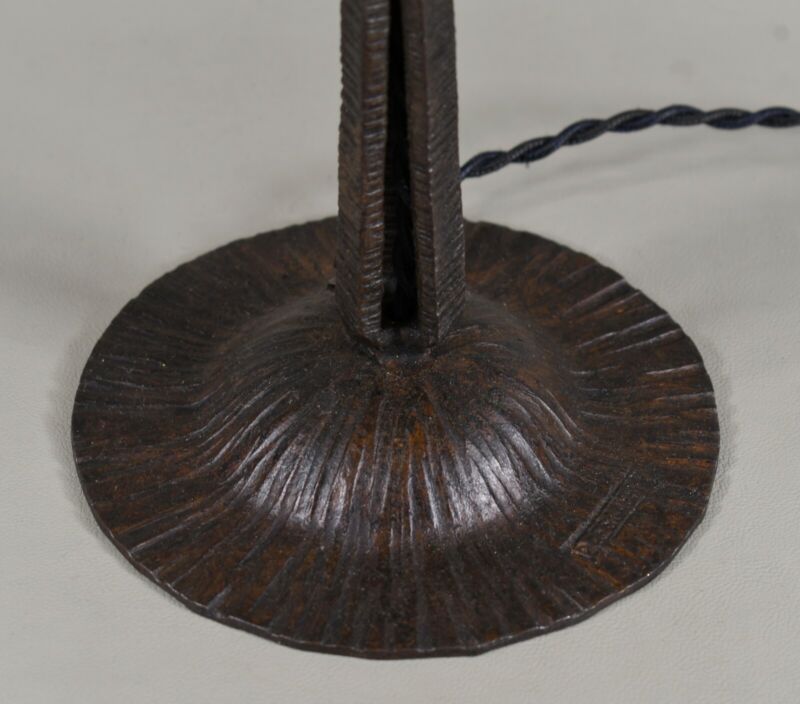 ドーム兄弟＆エスカフル　フランス製アールデコランプ　錬鉄製　1930年