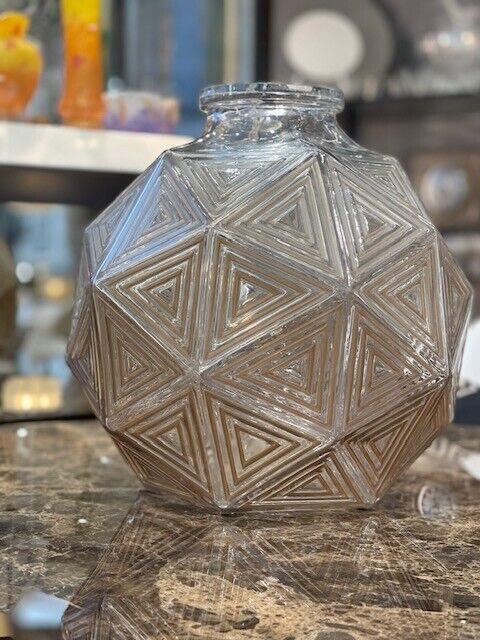 Nanking vase created by René Lalique-